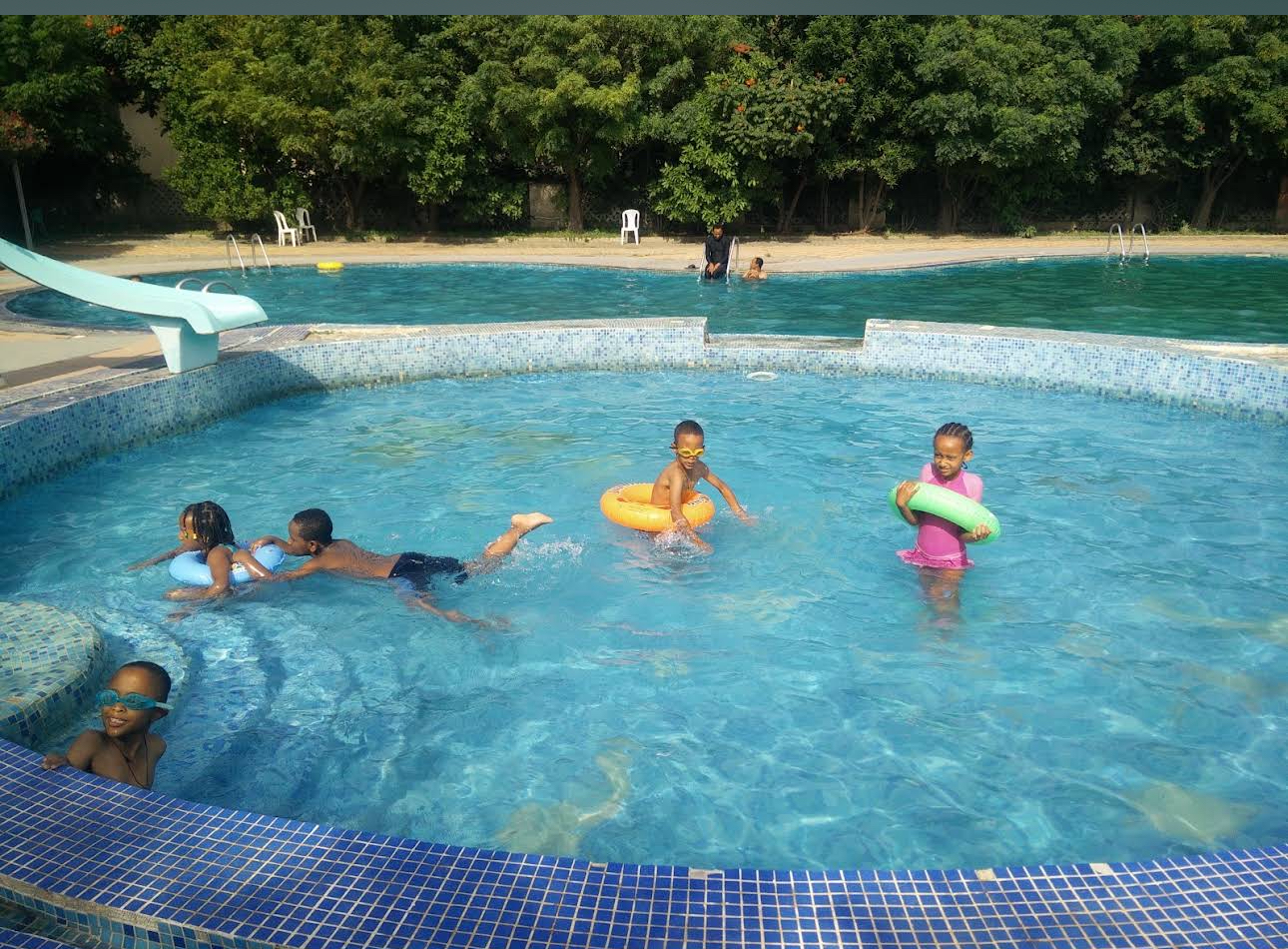 Resort Swimming Pool Recreation